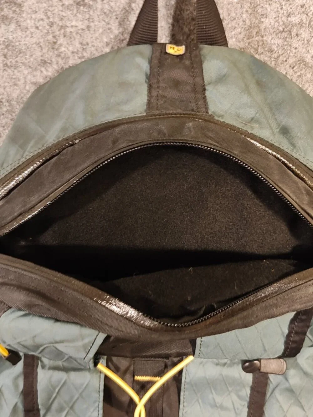 MountainSmith Wraith Technical Hiking Backpack — Black/Green